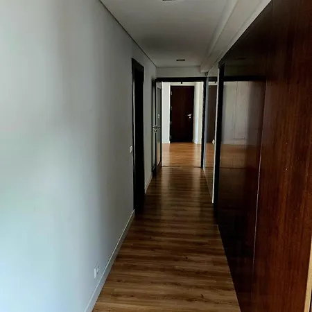 アパート Private At The Center Of *